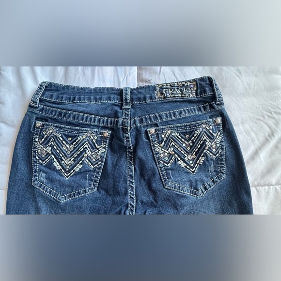 GRACE IN LA WOMEN'S
JEANS - AZTEC Grace Medium Blue Flare Jeans - Picture 11 of 16